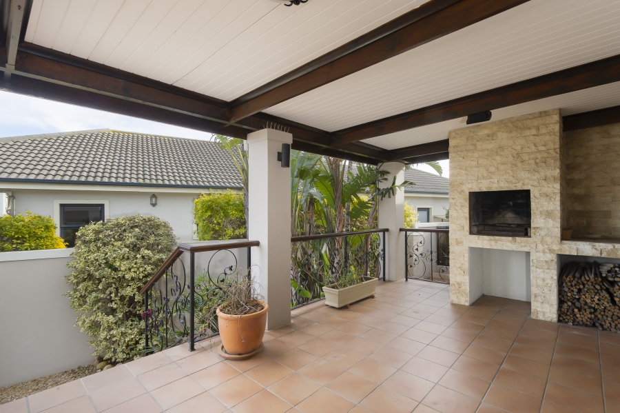To Let 3 Bedroom Property for Rent in Fernwood Western Cape